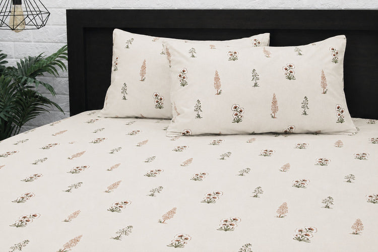 Cypress Grove Bed Sheet Set in Shades of Coral