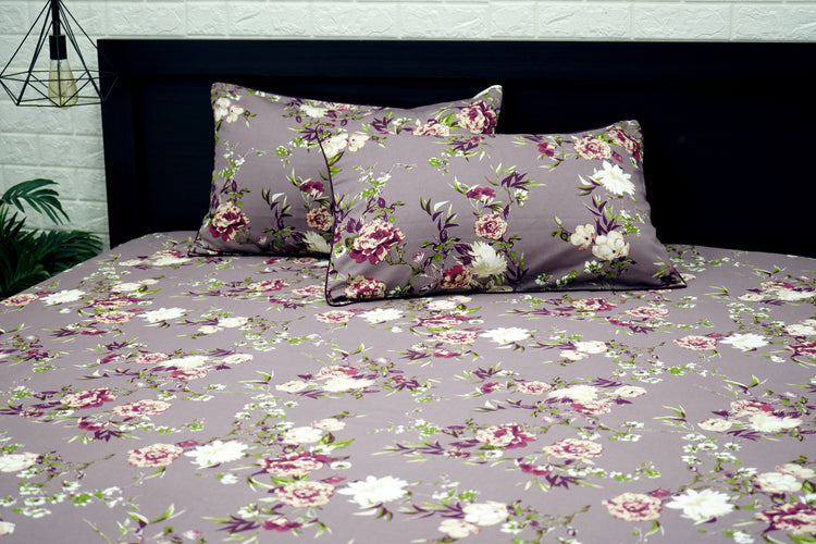 Carnation Floral Print Custom Bed Sheet Set in Shades of Brown and Burgundy