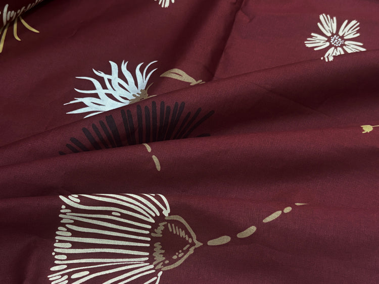 Ink Bloom Custom Bed Sheet Set in Maroon