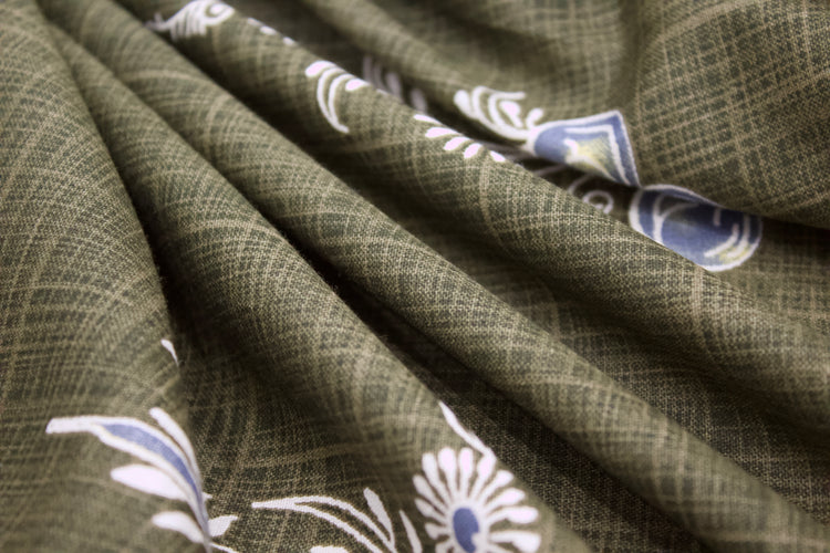 Elegant Motifs Print Custom Bed Sheet Set in Green