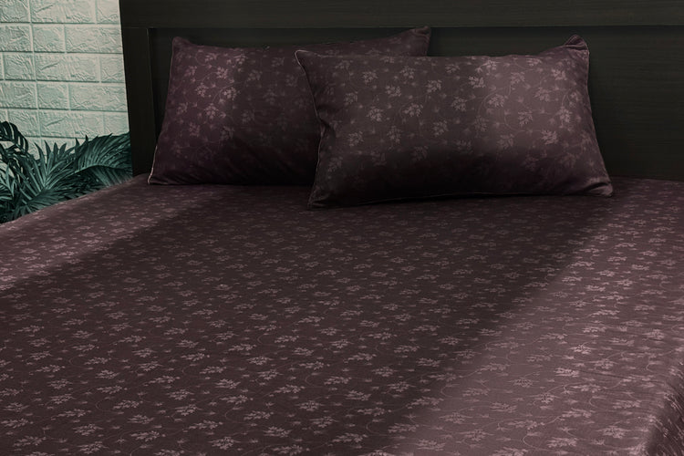 Fading Night Ombre Custom Bed Sheet Set in Shades of Maroon