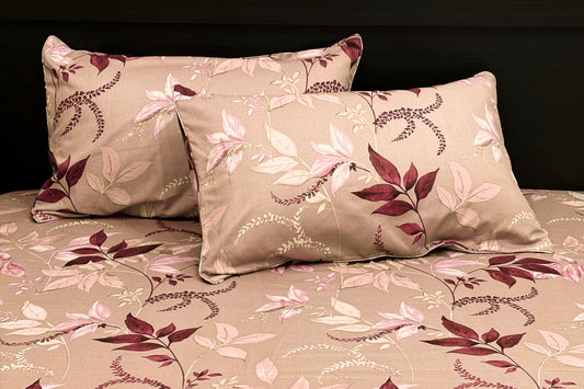 Maison Flora Custom Bed Sheet Set in Shades of Beige and Red