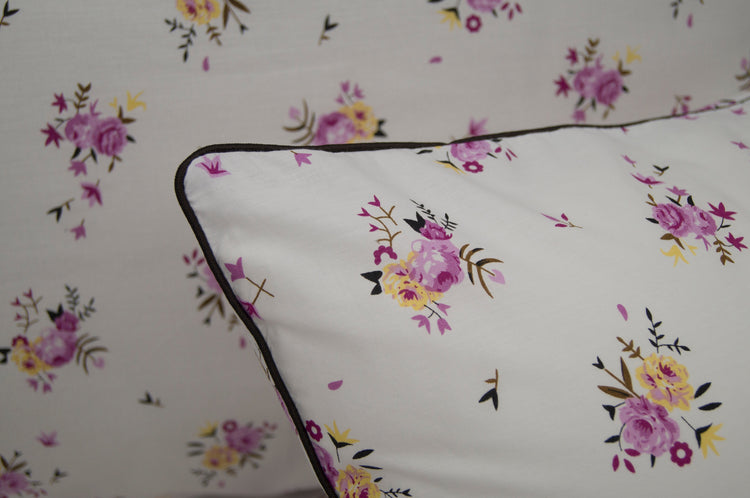 Blushing Roses Print Custom Bed Sheet Set in Pink