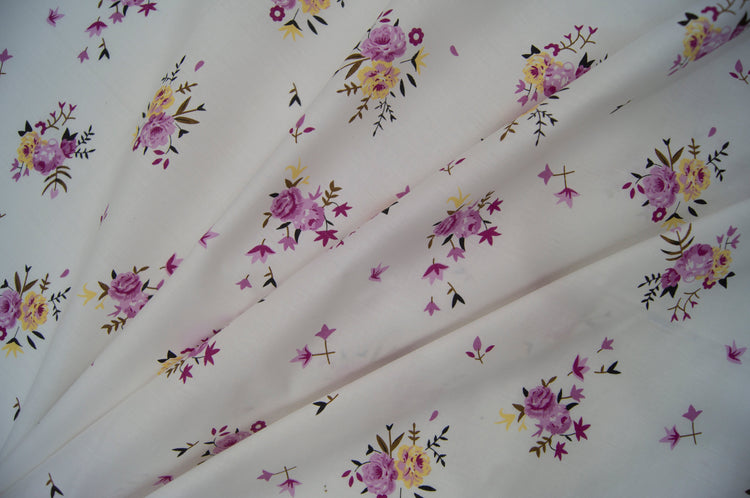 Blushing Roses Print Custom Bed Sheet Set in Pink