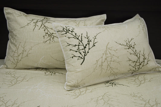 Lace Twigs Print Custom Bed Sheet Set in Shades of Green
