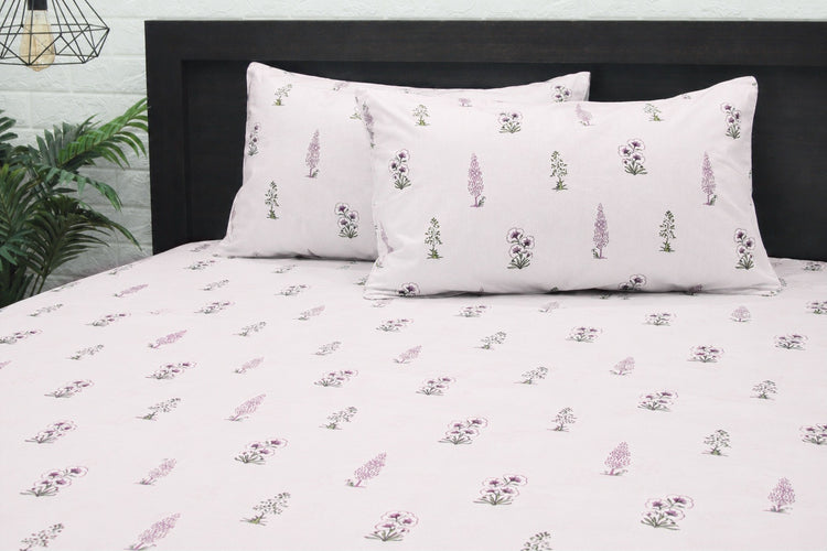 Cypress Grove Bed Sheet Set in Shades of Pink