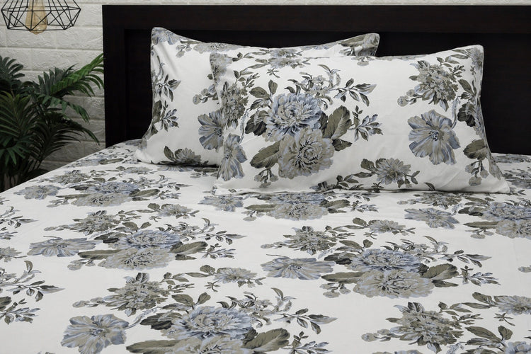 Ash Dreams Bed Sheet Set in Shades of White and Blue