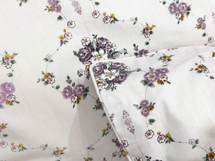 Grandmother’s Garden Bed Sheet Set in Shades of White and Pink