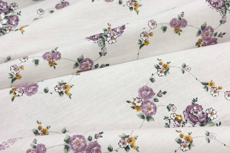 Grandmother’s Garden Bed Sheet Set in Shades of White and Pink