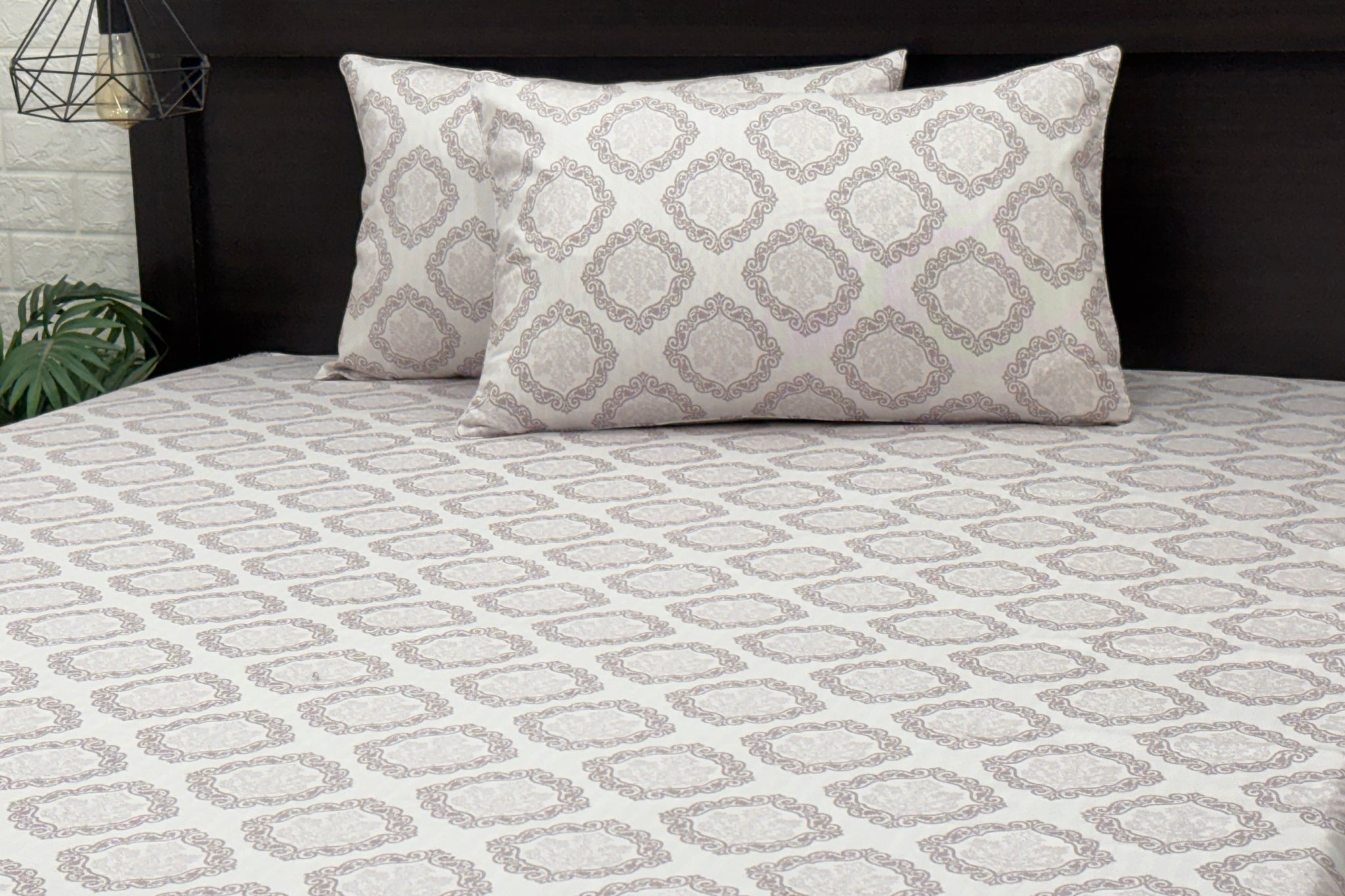 400TC Medallion Print Custom Bed Sheet Set in Shades of Grey and Pink