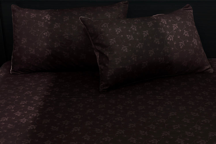 Fading Night Ombre Custom Bed Sheet Set in Shades of Maroon