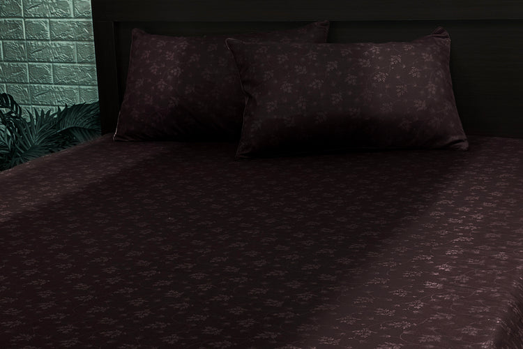 Fading Night Ombre Custom Bed Sheet Set in Shades of Maroon