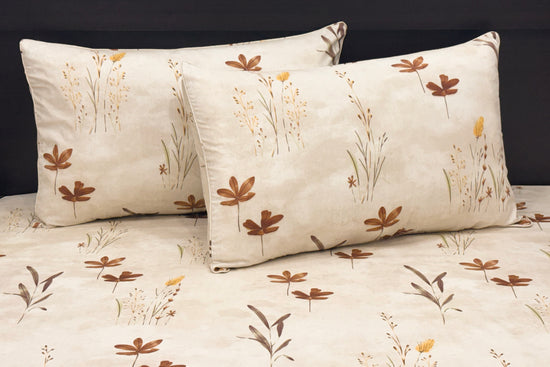 pink cotton bedsheets with floral and leaf printed and matching pillows 1 .